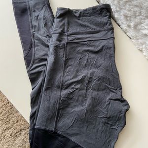 Lululemon Leggings (w/ mesh)